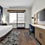 La Quinta Inn & Suites by Wyndham San Jose Silicon Valley