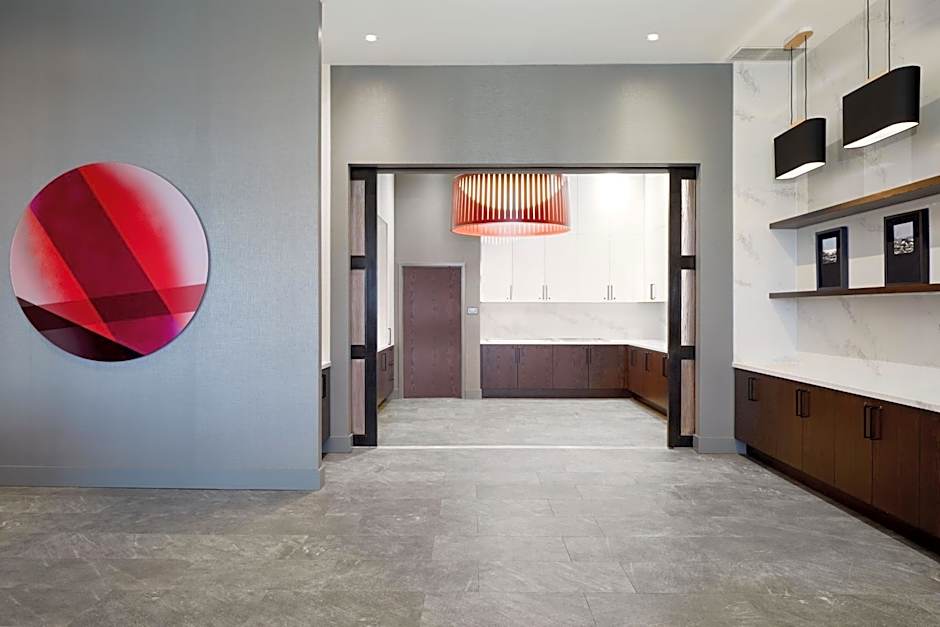 Residence Inn by Marriott Montreal Airport