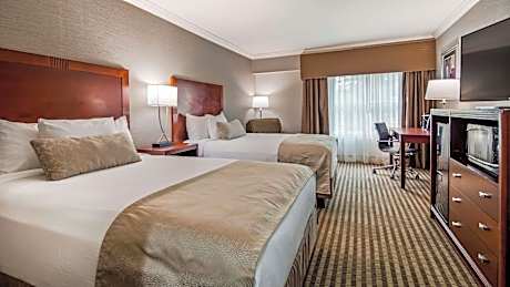 Double Room with Two Double Beds - Accessible