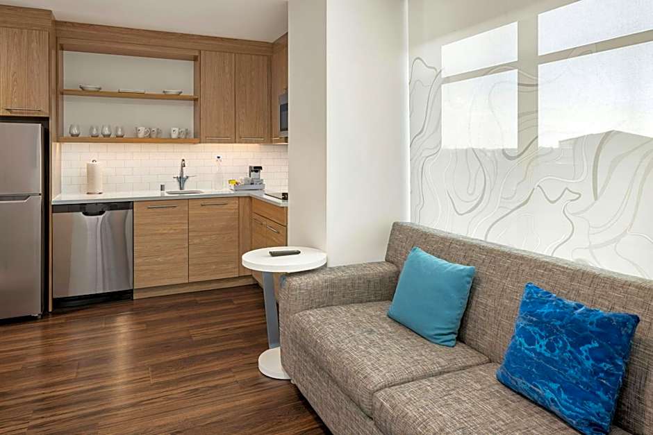 Element Minneapolis Downtown North Loop