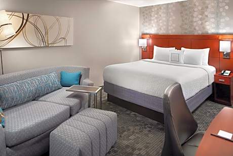 King Room with Sofa Bed - Non-Smoking