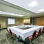 Hawthorn Suites by Wyndham Oakland/Alameda