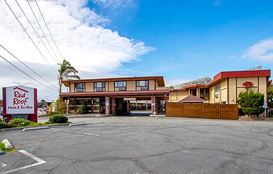 Red Roof Inn & Suites Monterey