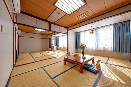 Deluxe Japanese-Style Room