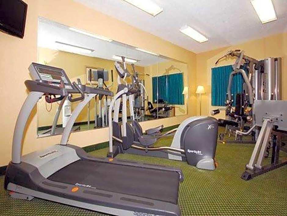 Quality Inn & Suites Lincoln near I-55