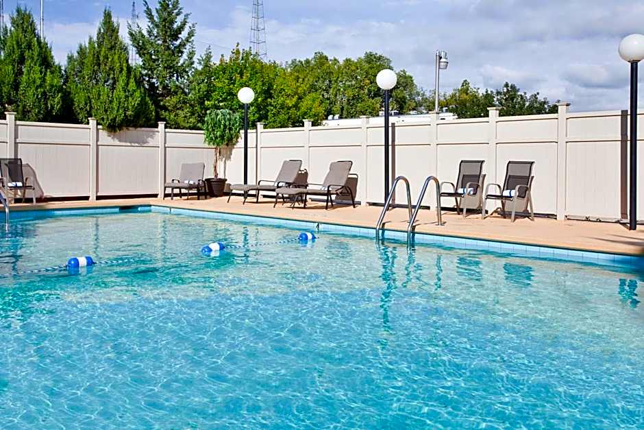 Holiday Inn At the Campus By IHG