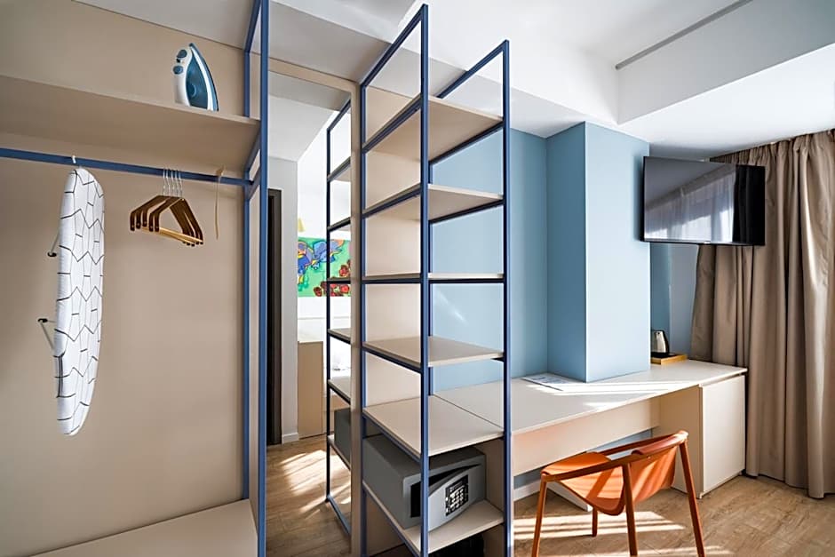 Graffiti Hotel