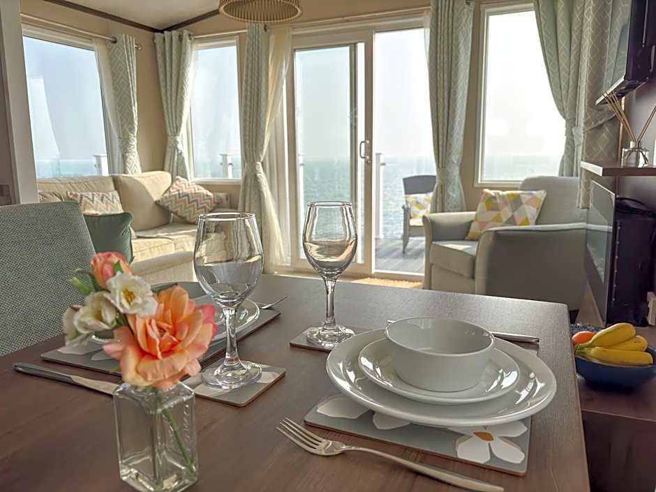 Pemberton Avon pitch 30 Creek Caravan Park dog friendly