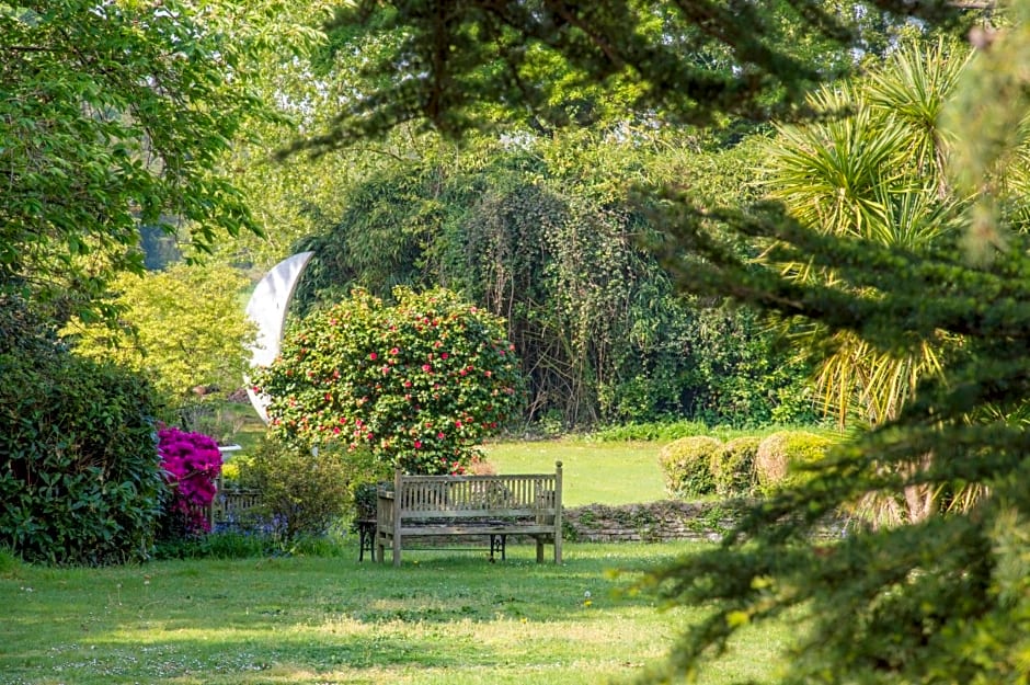 Cedar House Boutique B&B