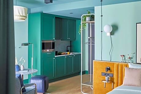 One Bedroom Open Plan Suite