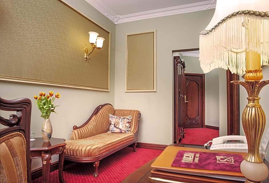 Staro Hotel