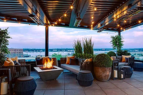Canopy By Hilton Portland Waterfront
