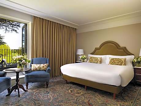 Fairmont Balcony King