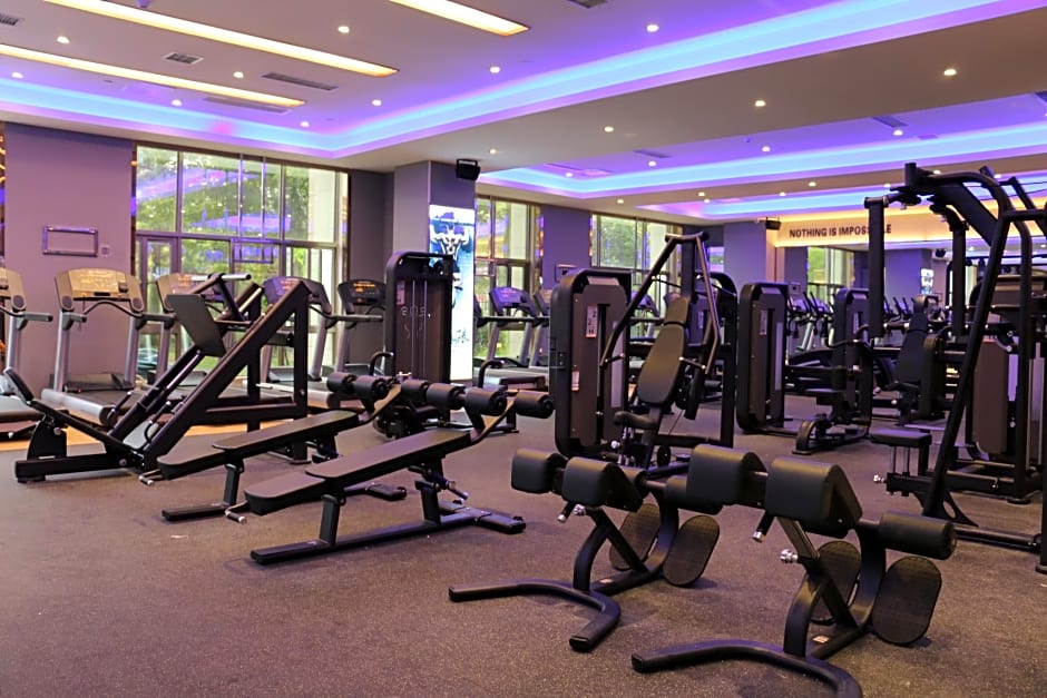 Longjiang Country Garden Phoenix Hotel