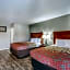 Econo Lodge Inn and Suites Yreka