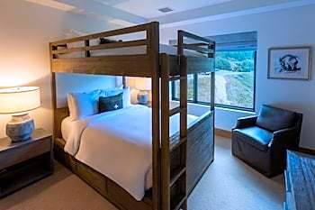 Photo 1 of 1 of Bunk Bed