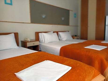 Family Room with Garden View