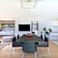 Amara 2 -Designer Penthouse with Solar Power