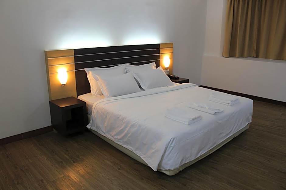 SARA HOTEL