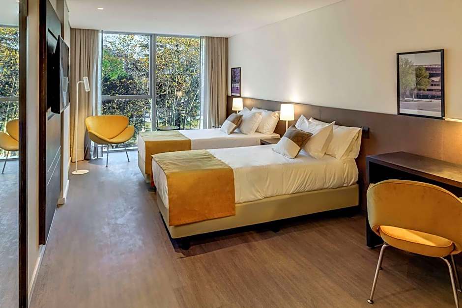 Dazzler by Wyndham La Plata