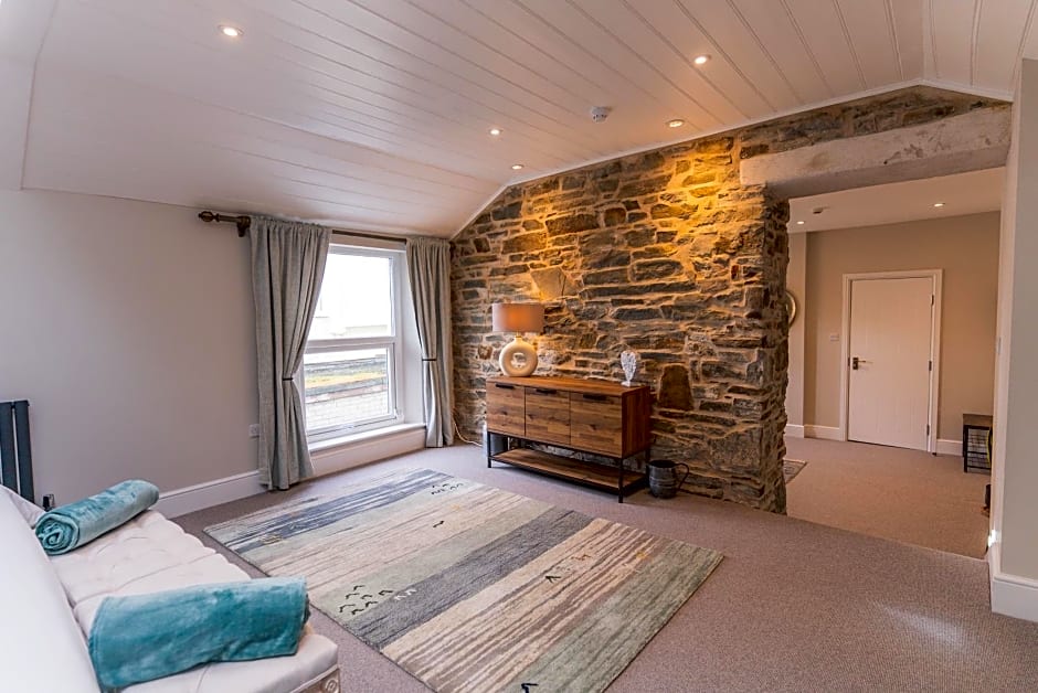 Carrick Rooms