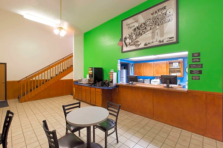 Super 8 by Wyndham Wayne