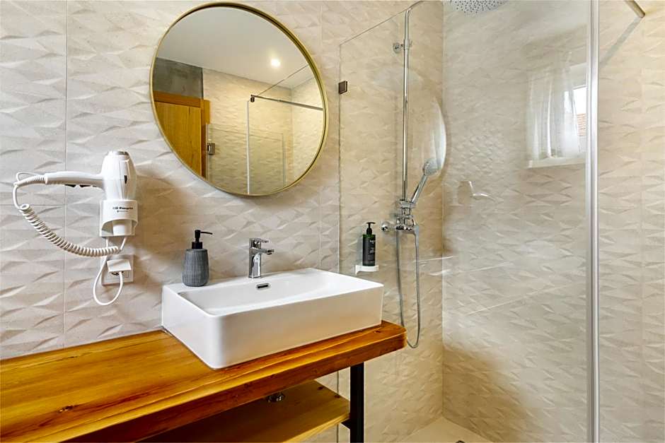 FOREST VILLAS - GUEST HOUSE