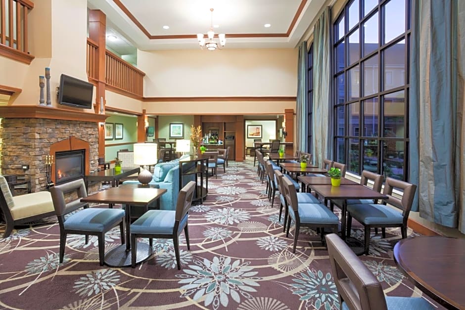 Staybridge Suites Minneapolis-Maple Grove