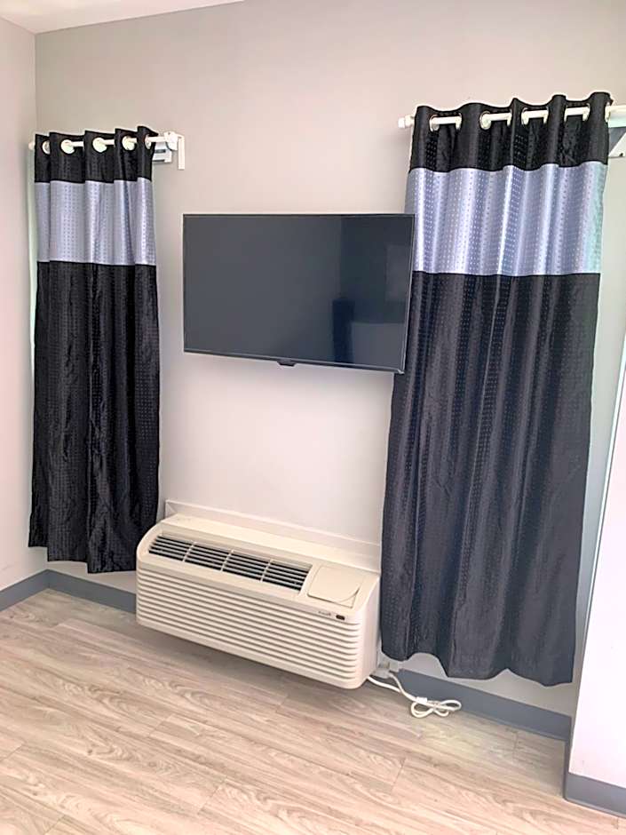 Crystal Inn - Sugarland