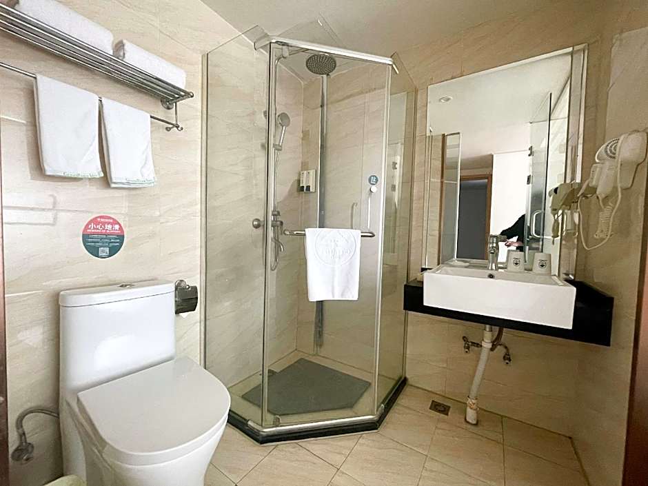 GreenTree Inn Zhejiang Ningbo South Railway Station Express Hotel
