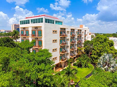Hotel Palacio Maya
