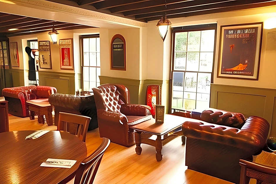 Pilgrims Hotel