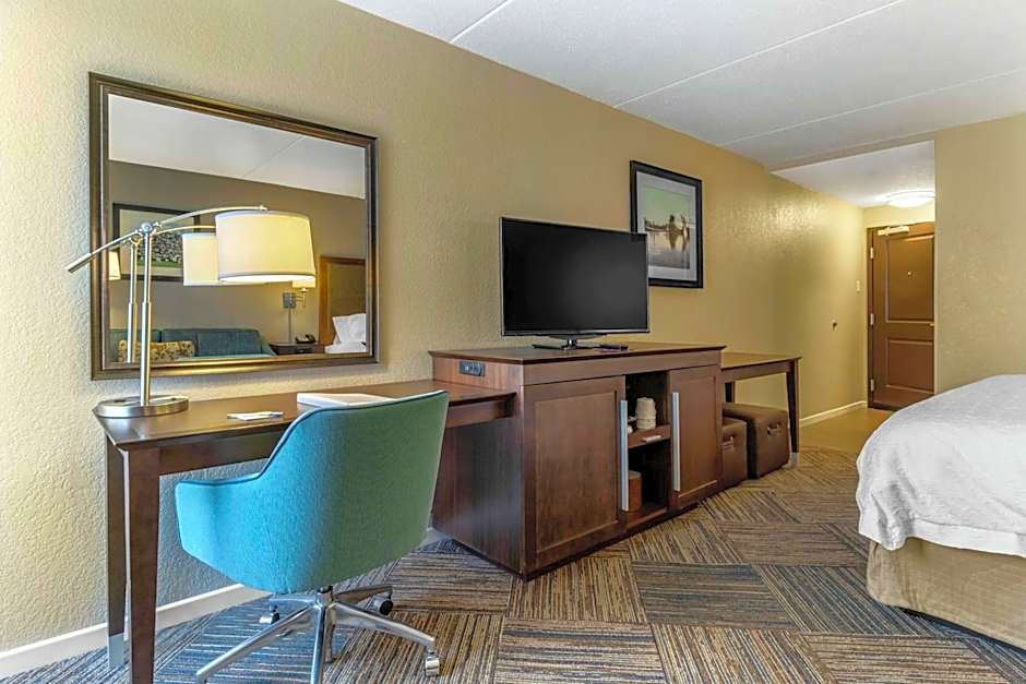 Hampton Inn By Hilton Green Bay Downtown WI