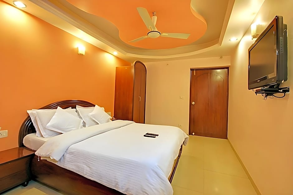 HOTEL ASHOKA (Nakki lake - 450 metre)