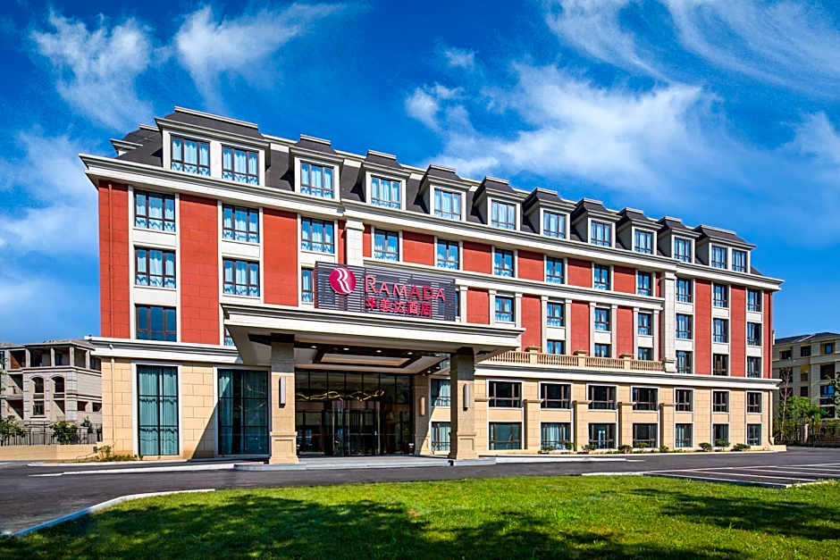 Ramada Zhenjiang City Center