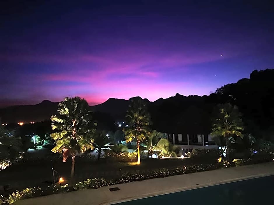 Takhun Mountain View