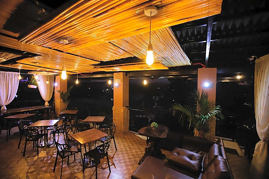 Marco s Tourist Inn by RedDoorz