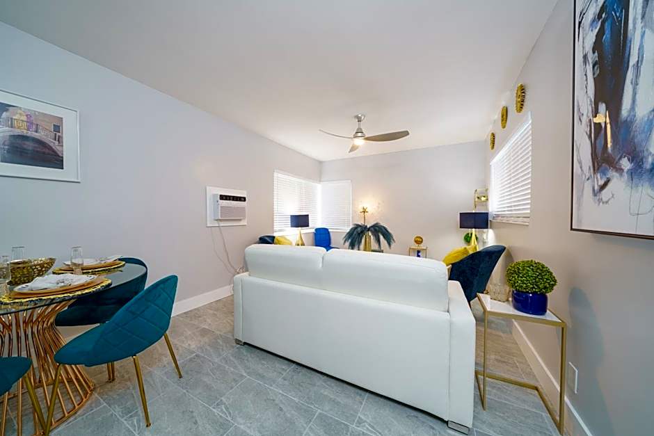 The Surf Hollywood Beach