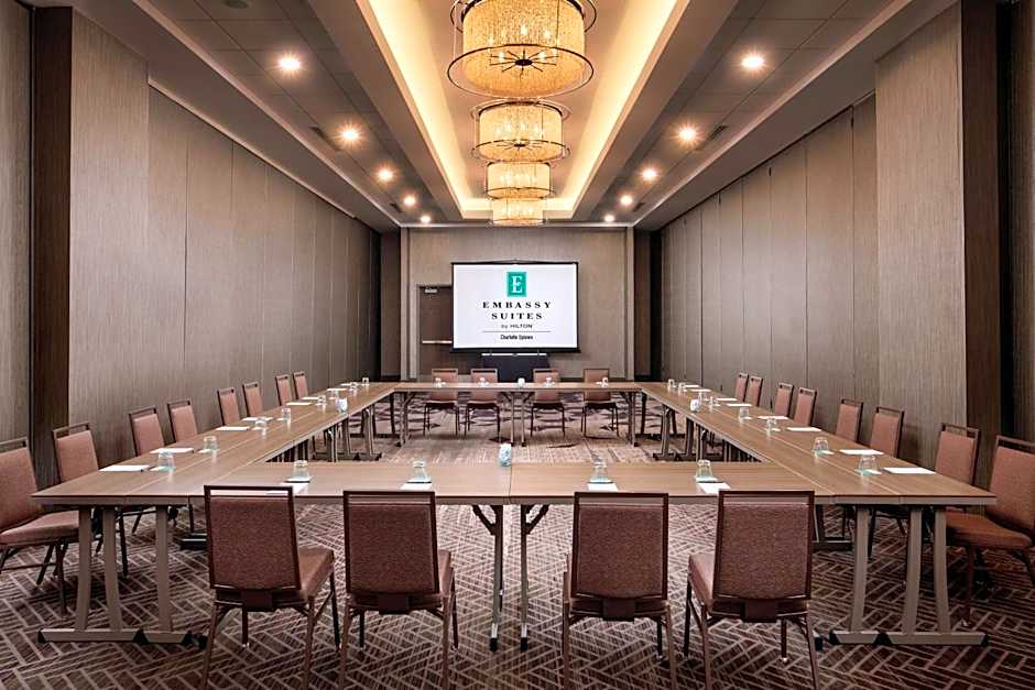 Embassy Suites by Hilton Charlotte Uptown