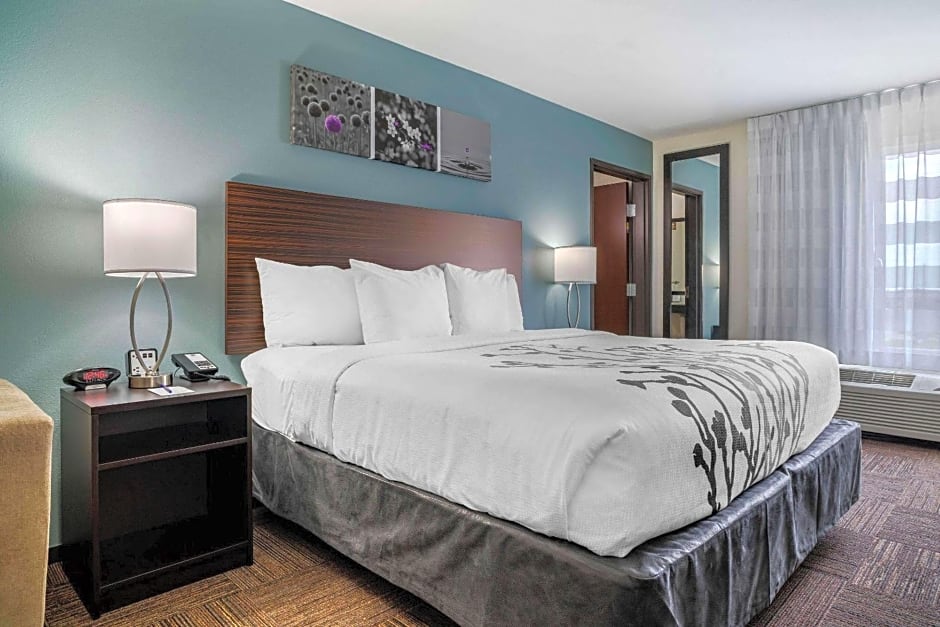 Sleep Inn & Suites