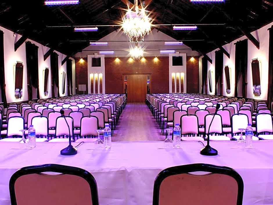 Montania Special Class Hotel