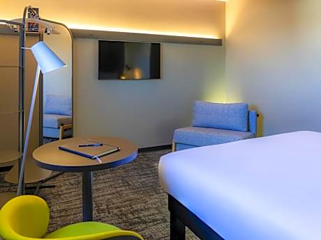 Family Room - 1 double bed and 1 double sofa bed