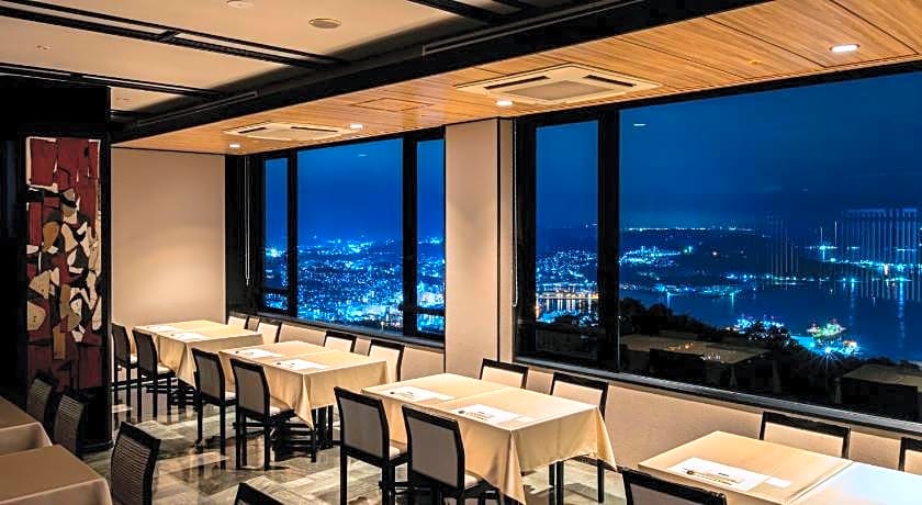 Yumihari No Oka Hotel