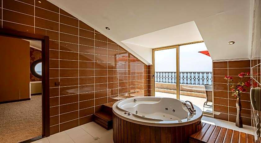 Megasaray WestBeach Antalya