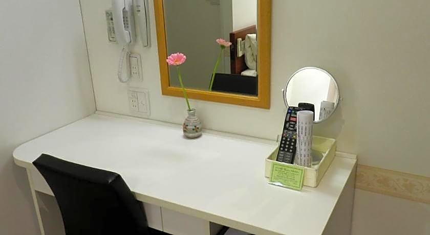 Hotel Check In Shijokarasuma