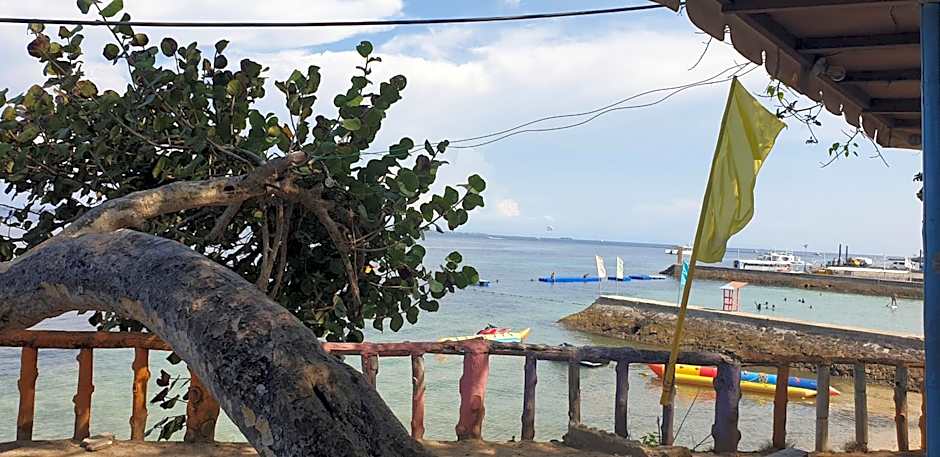 Mactan Newtown Condo with Garden and Ocean View 8NEWTOWN BLVD