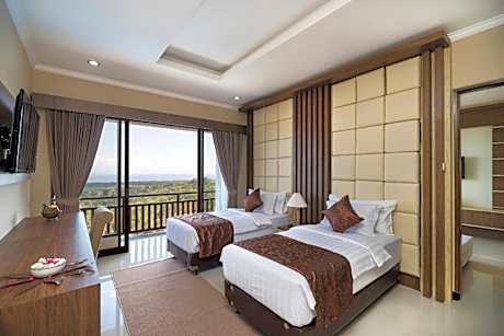 Suite Ocean View with Twin Beds