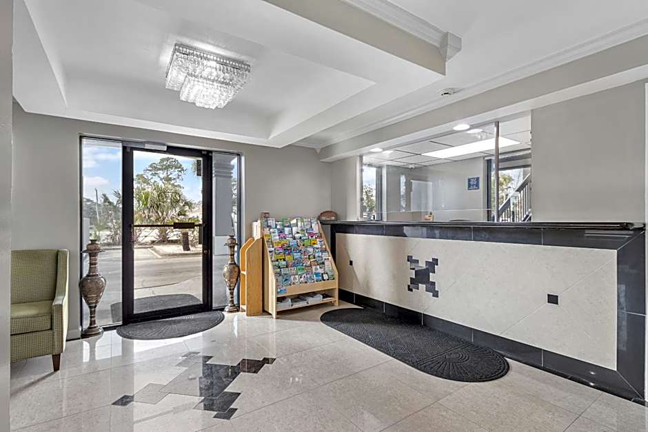 Regency Inn Near Boardwalk & Hurlburt Field