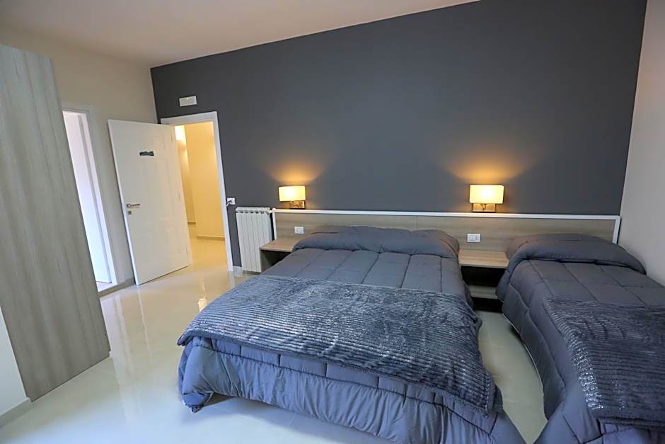 COSTA APARTMENT NAPLES