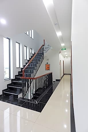 HỌC HƯƠNG HOTEL